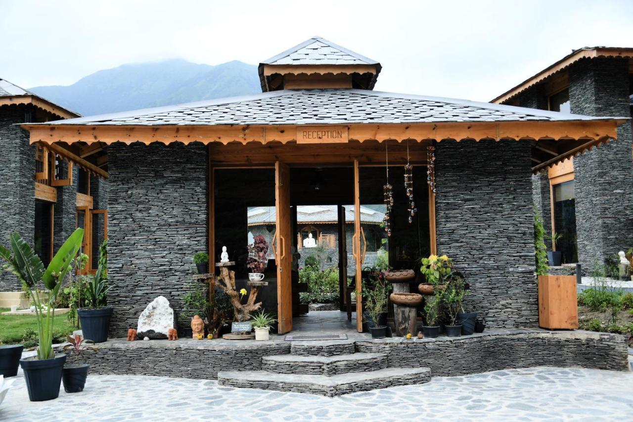 Osho Himalayas Wellness Resort คางกรา ภายนอก รูปภาพ