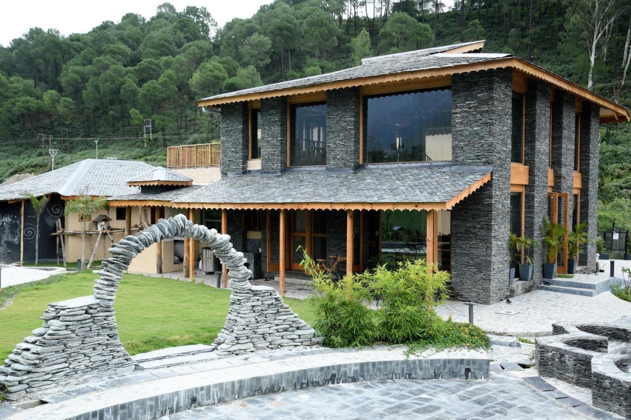 Osho Himalayas Wellness Resort คางกรา ภายนอก รูปภาพ