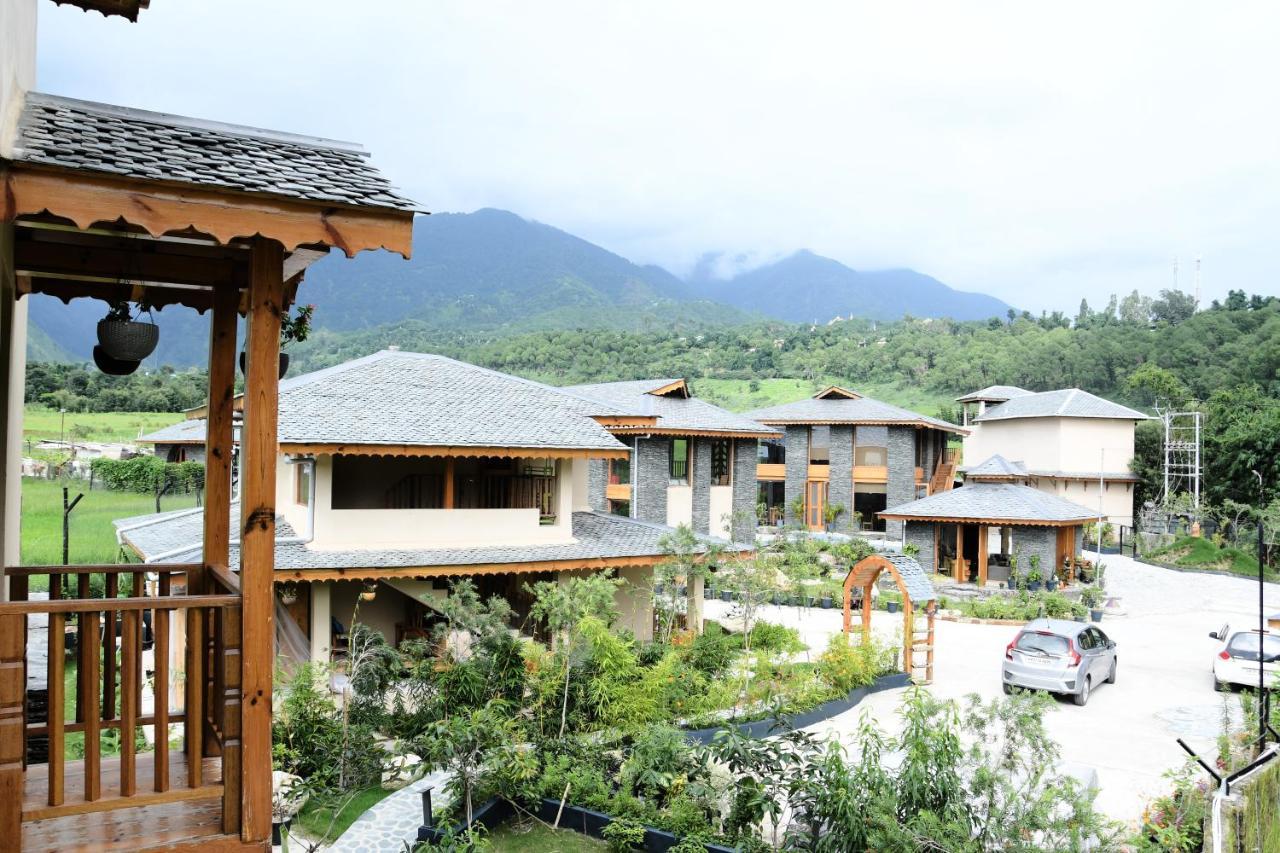 Osho Himalayas Wellness Resort คางกรา ภายนอก รูปภาพ