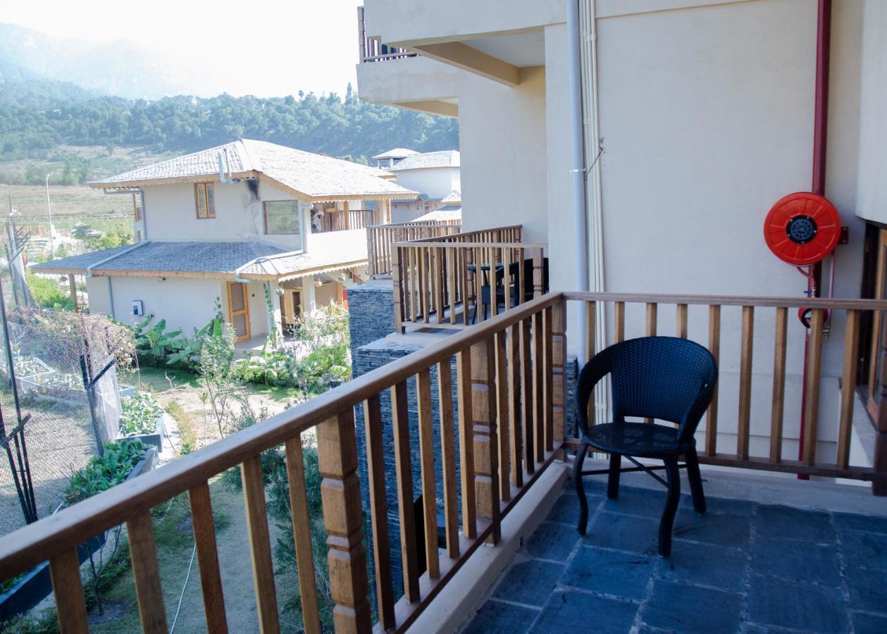 Osho Himalayas Wellness Resort คางกรา ภายนอก รูปภาพ