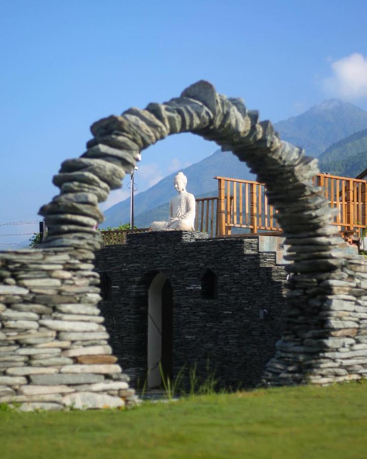 Osho Himalayas Wellness Resort คางกรา ภายนอก รูปภาพ