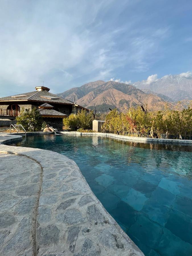 Osho Himalayas Wellness Resort คางกรา ภายนอก รูปภาพ