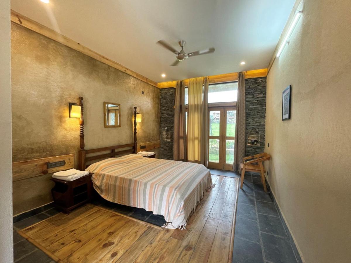 Osho Himalayas Wellness Resort คางกรา ภายนอก รูปภาพ